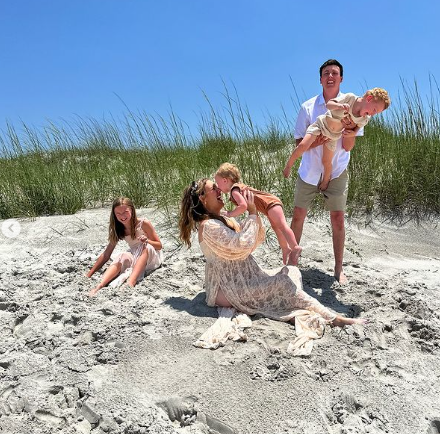 Haley Hodge and her family on June 9, 2024 | Source: Instagram/hodgehouse1