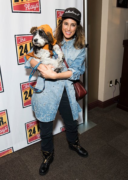 Jennifer Esposito en el American Airlines Theatre el 30 de octubre de 2017 en la ciudad de Nueva York. | Foto: Getty Images Jennifer Esposito en el American Airlines Theatre el 30 de octubre de 2017 en la ciudad de Nueva York. | Foto: Getty Images