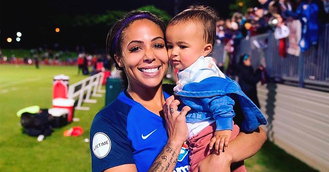 instagram.com/sydneyleroux