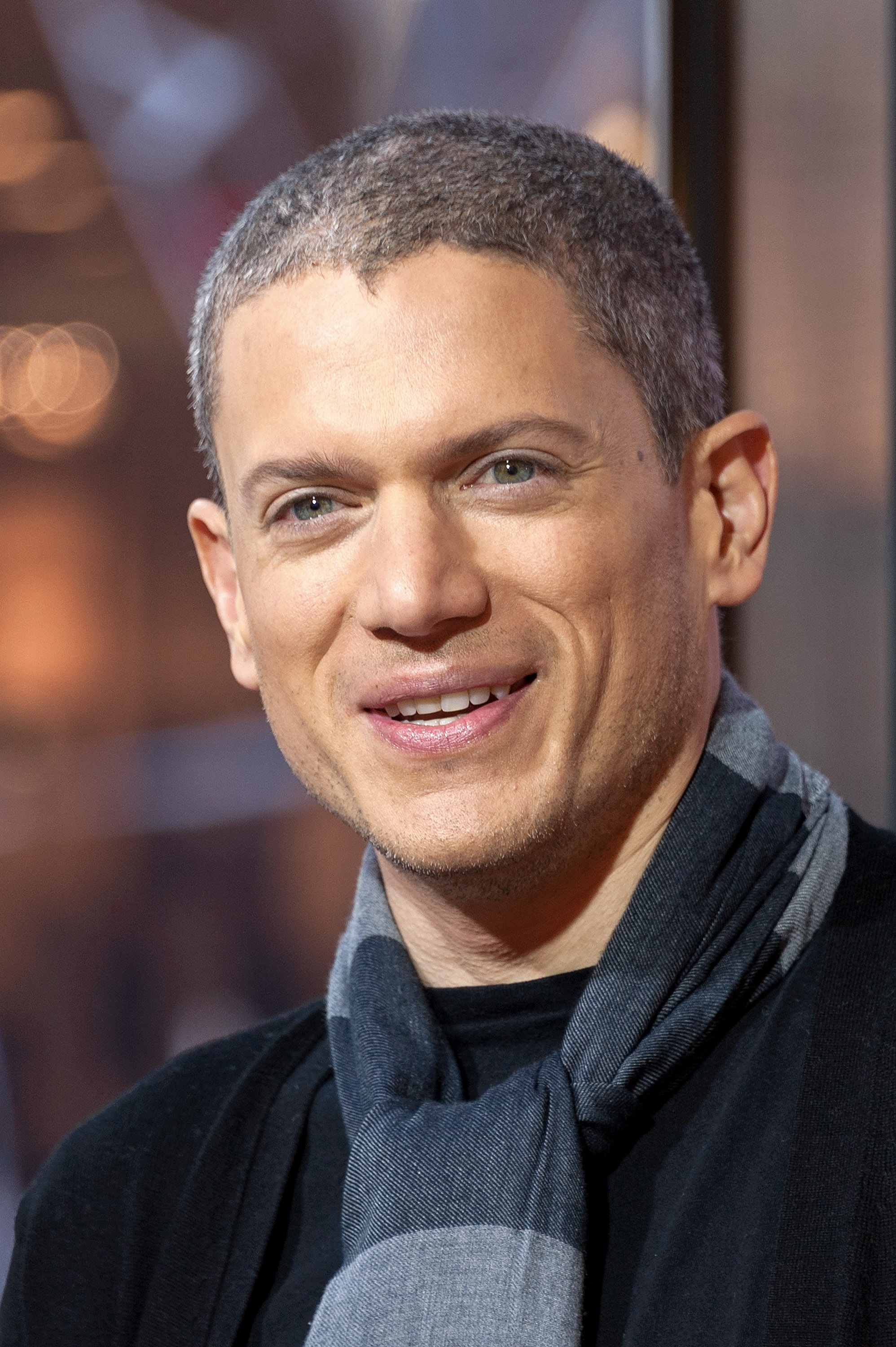 Wentworth Miller visits "Extra" on January 21, 2016, in New York City. | Source: Getty Images