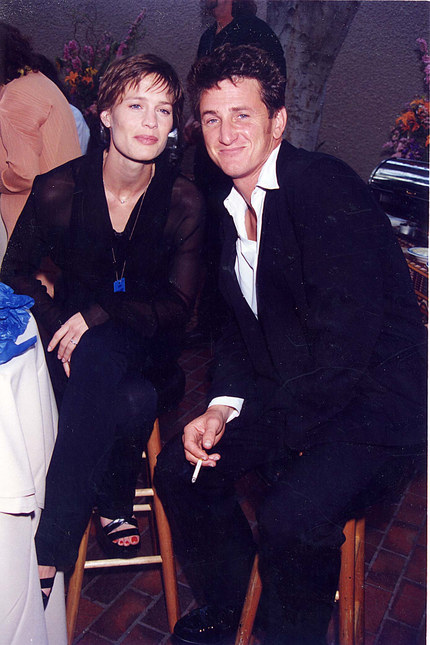 Robin Wright and Sean Penn during VH1 Honors in Los Angeles, California in 1996. | Source: Getty Images