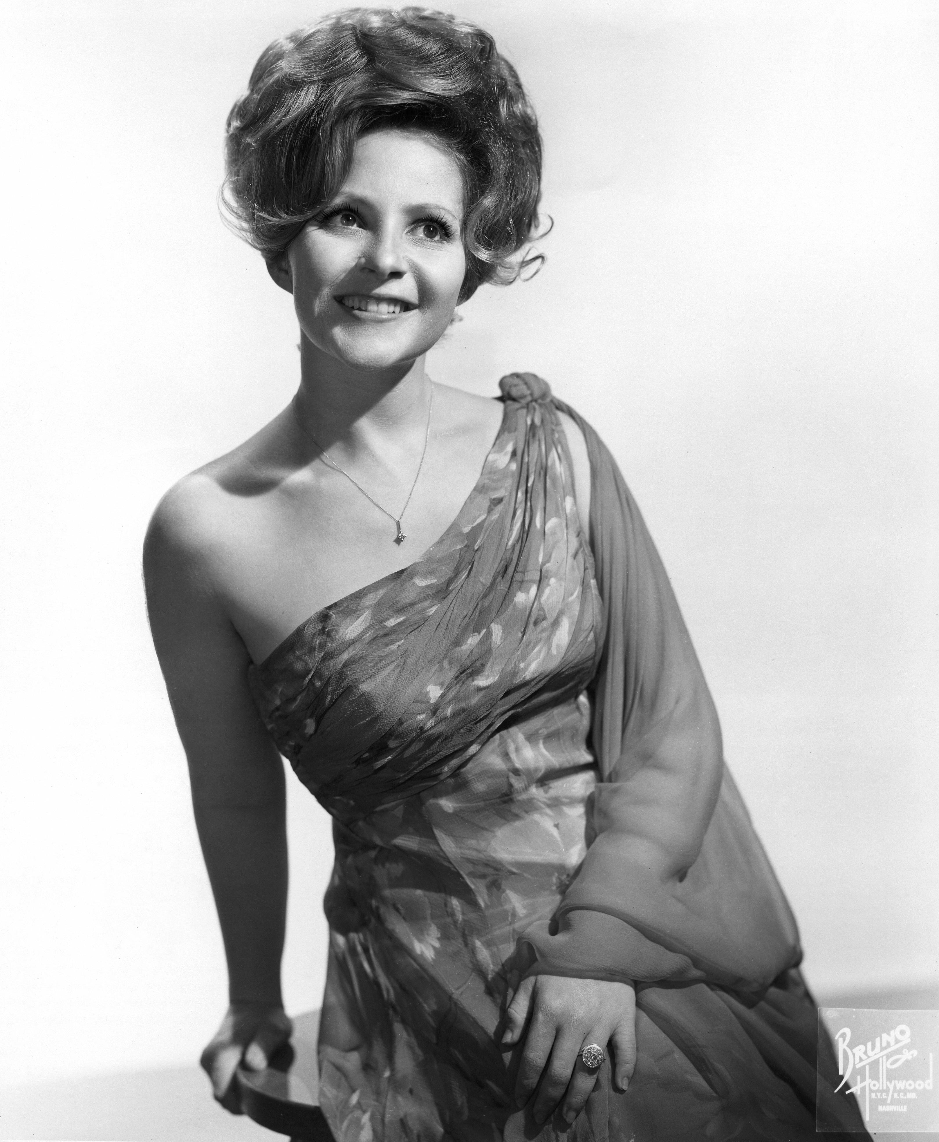 A portrait of the songstress, circa January 1960 | Source: Getty Images