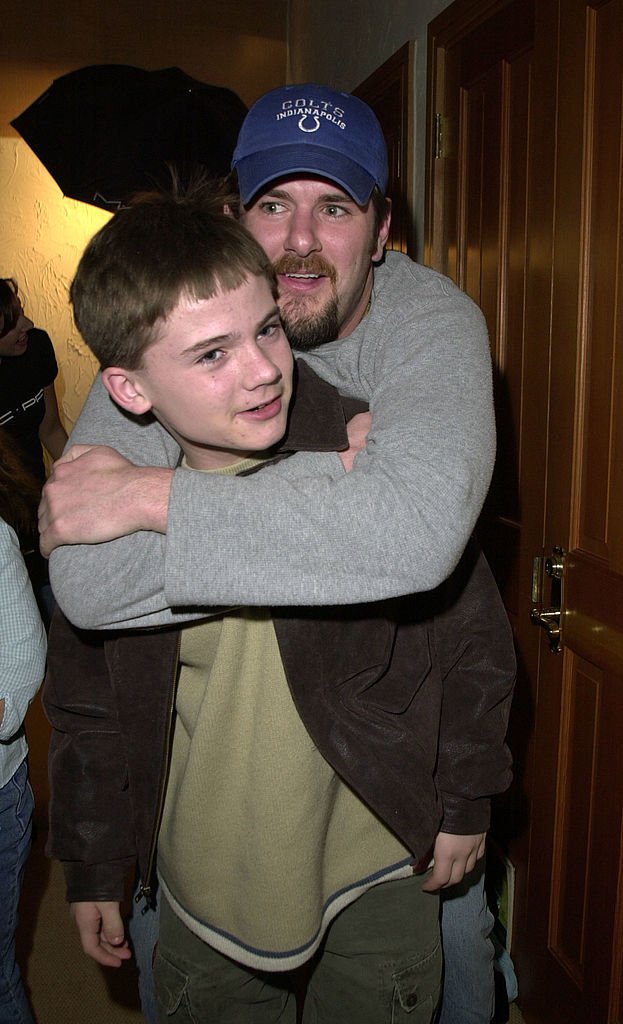 Jake Lloyd & Josh Broadbent während Sundance in Park City, Utah, Vereinigte Staaten im Jahr 2001 | Quelle: Getty Images