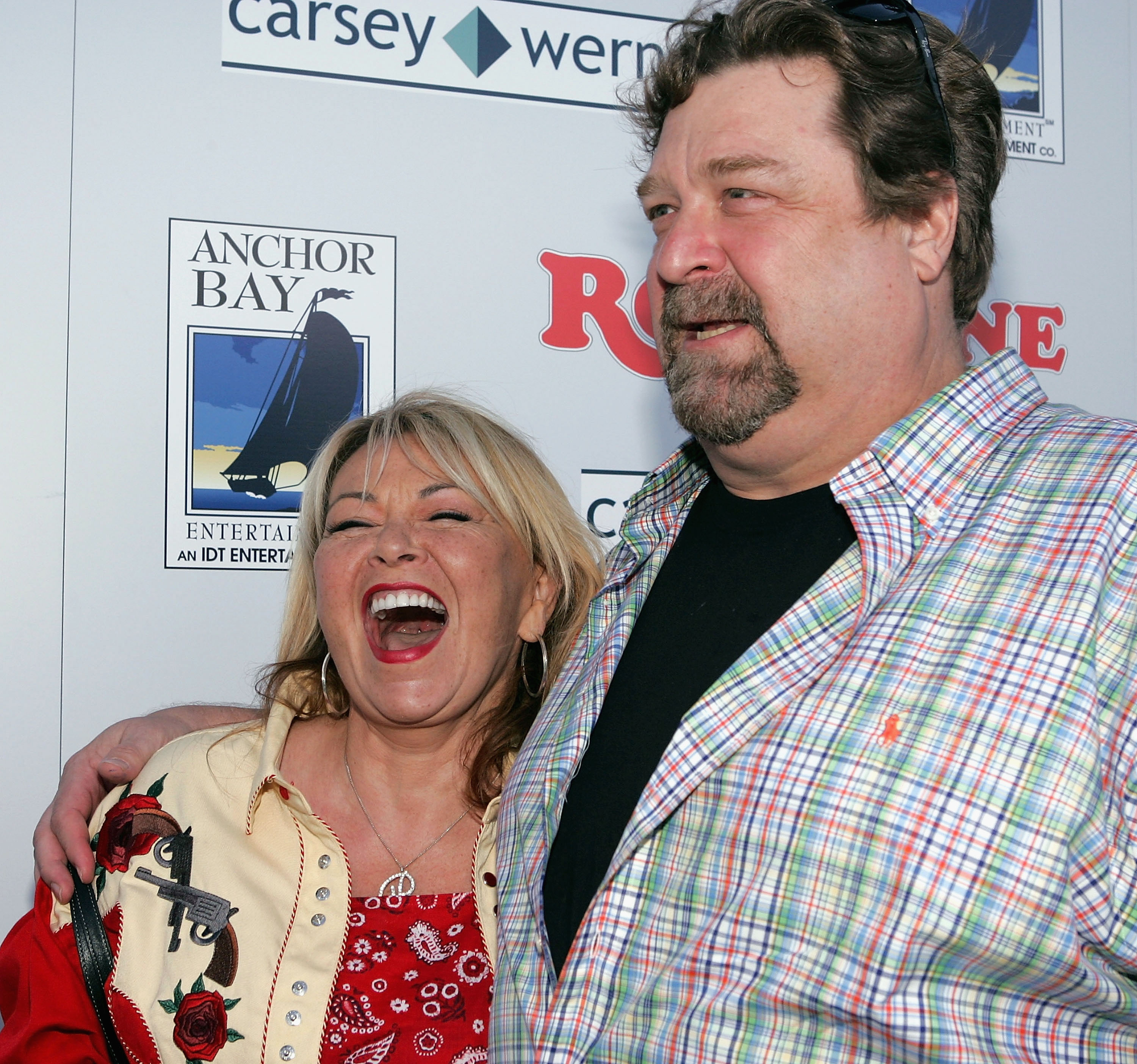 Roseanne Barr and John Goodman on July 18, 2005 in Los Angeles, California. | Source: Getty Images