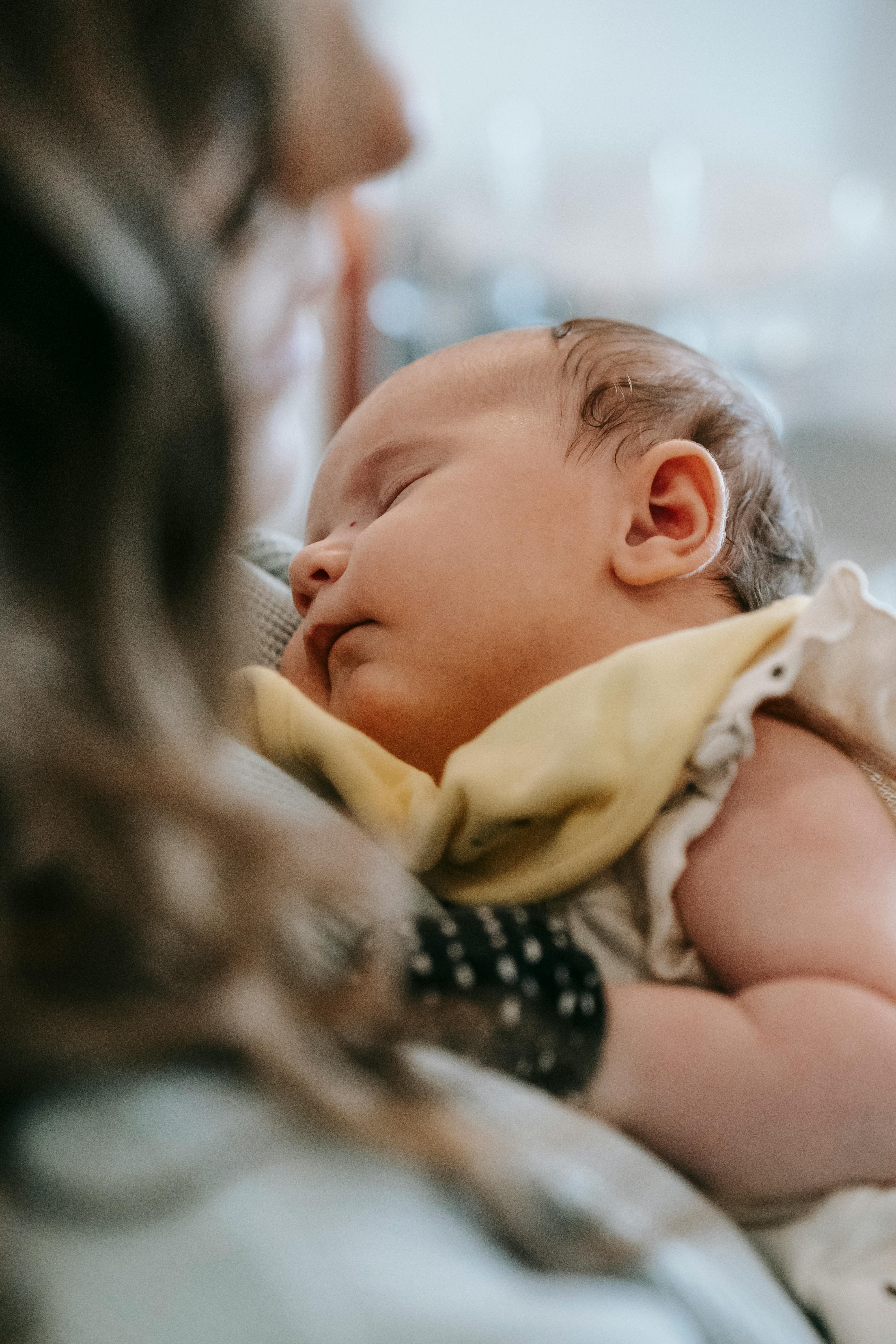 A mother with her child | Source: Pexels