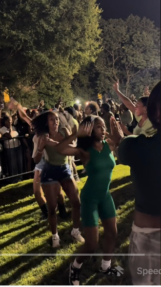 Zahara Marley Jolie (L) showing off her lively dance routine with her sorority sisters, from a TikTok video, dated August 22, 2024 | Source: Tiktok/@ajahh.mariah