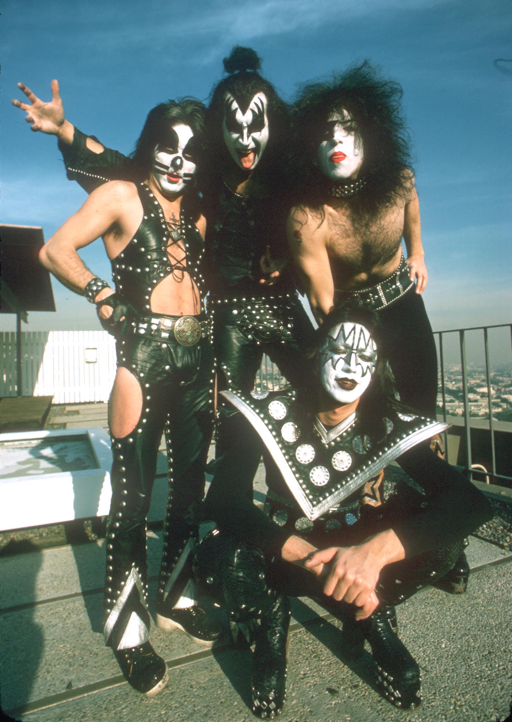 Ace Frehley, Paul Stanley, Peter Criss, and Gene Simmons of the rock and roll band Kiss pose for a portrait session in January 1975 | Source: Getty Images