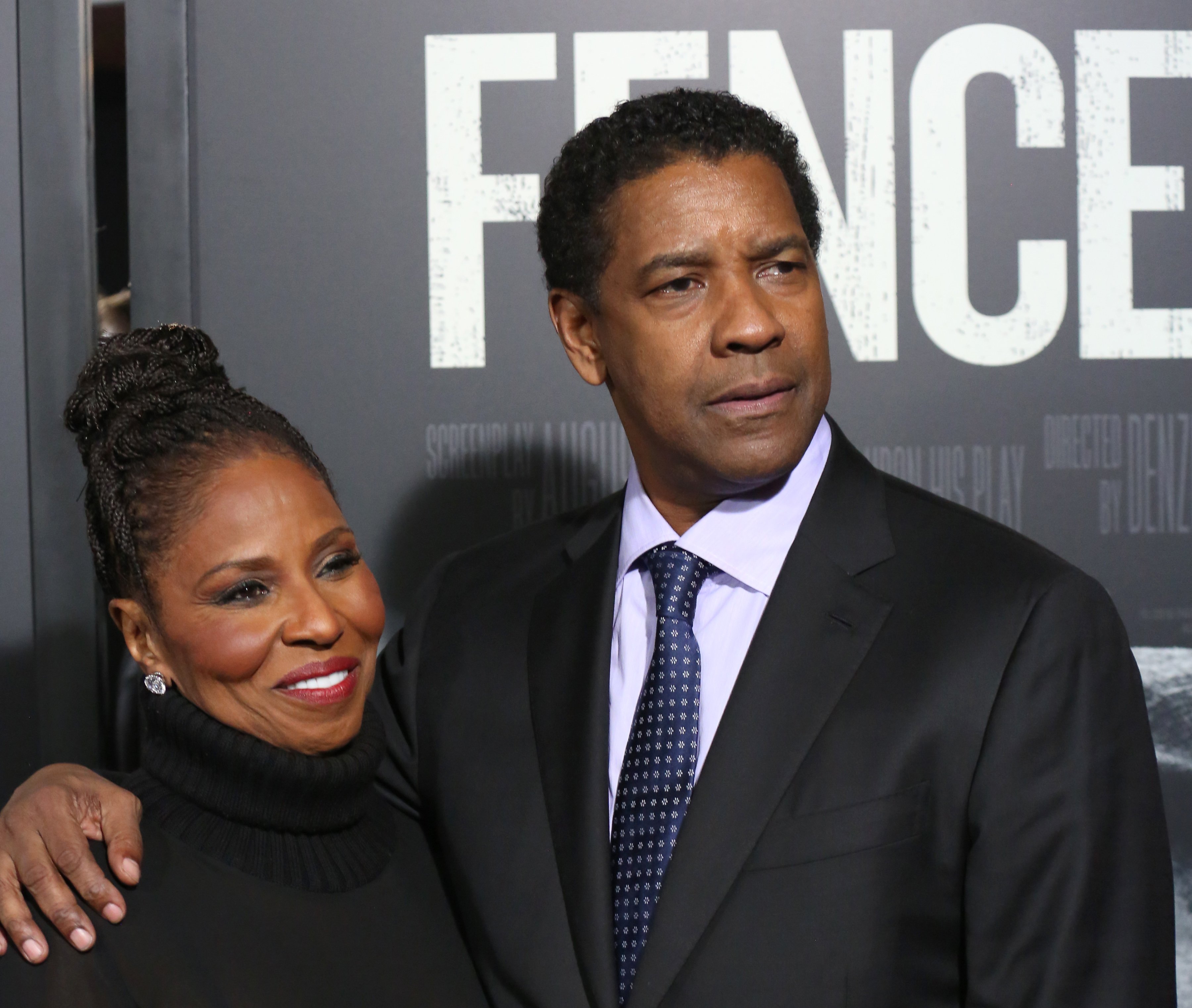 Pauletta Washington and Denzel Washington at the "Fences" New York screening at Rose Theater on December 19, 2016, in New York City | Source: Getty Images