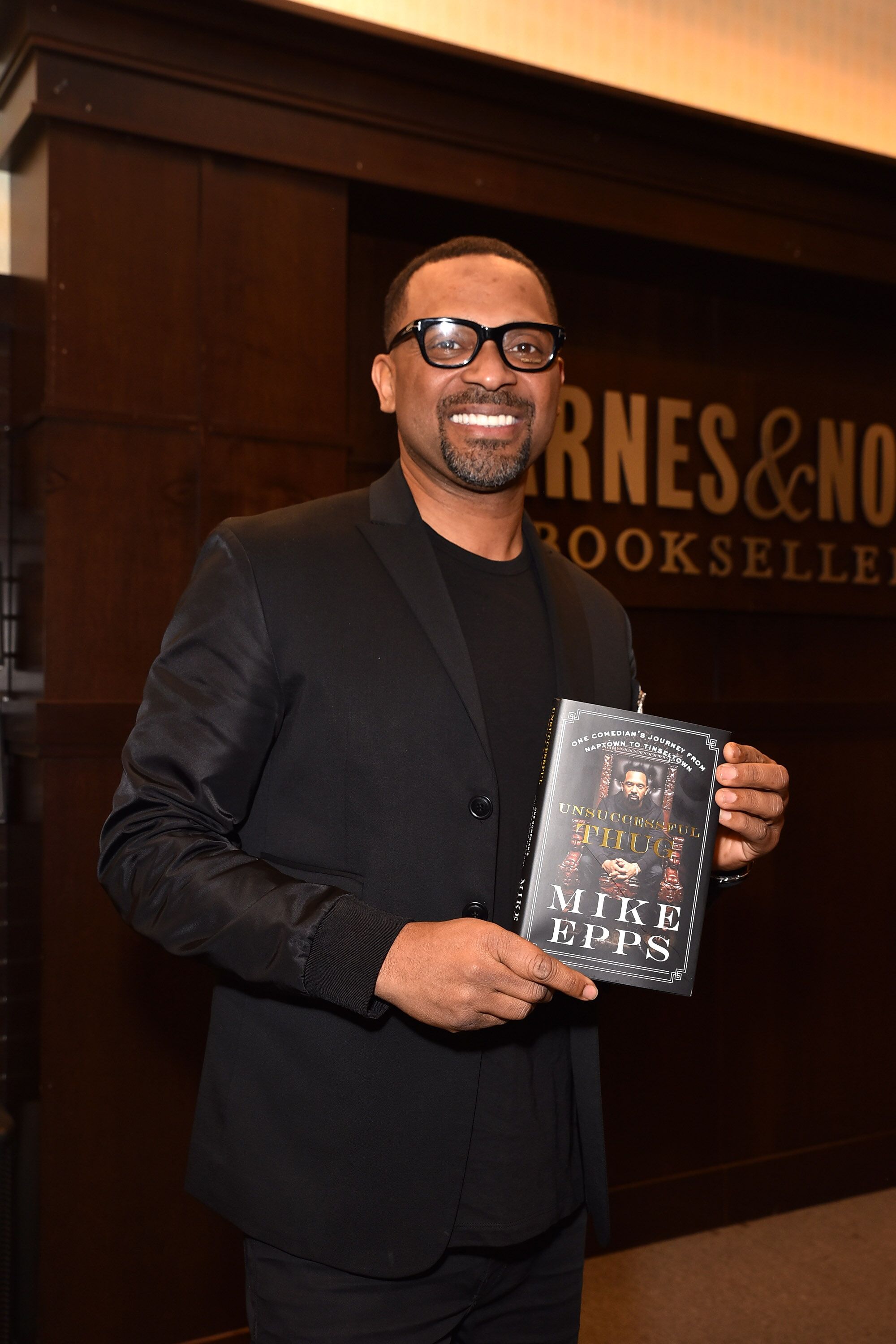 Mike Epps during his book launch at Barnes and Noble | Source: Getty Images/GlobalImagesUkraine