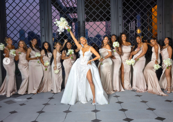 LeToya Luckett posing for a picture with her bridesmaids, posted on August 2, 2024 | Source: Instagram/iamaventergray