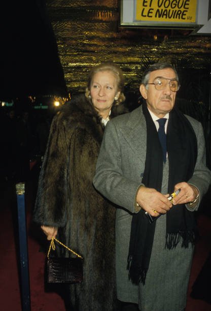 Lino Ventura et sa femme Odette à la 1ère du film 'Canicule' à Paris le 10 janvier 1984, France | Photo : Getty Images