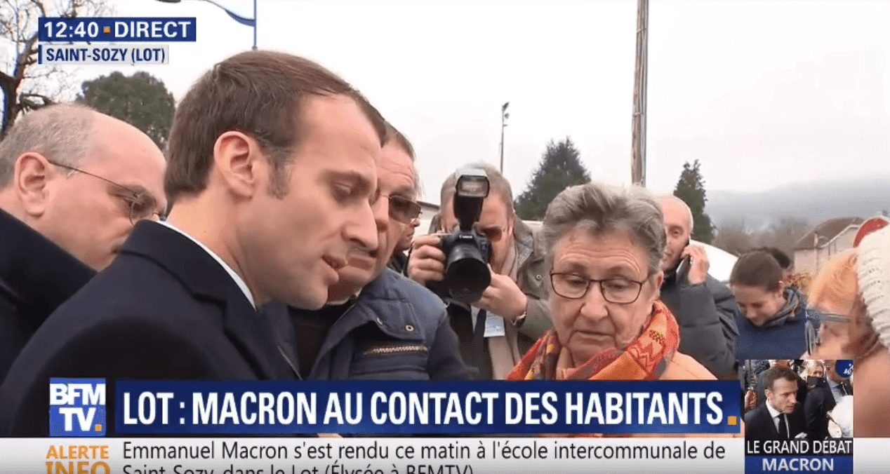 Source: Macron interpelle par une retraitée lors de sa visite dans une école du lot | Youtube / BFMTV