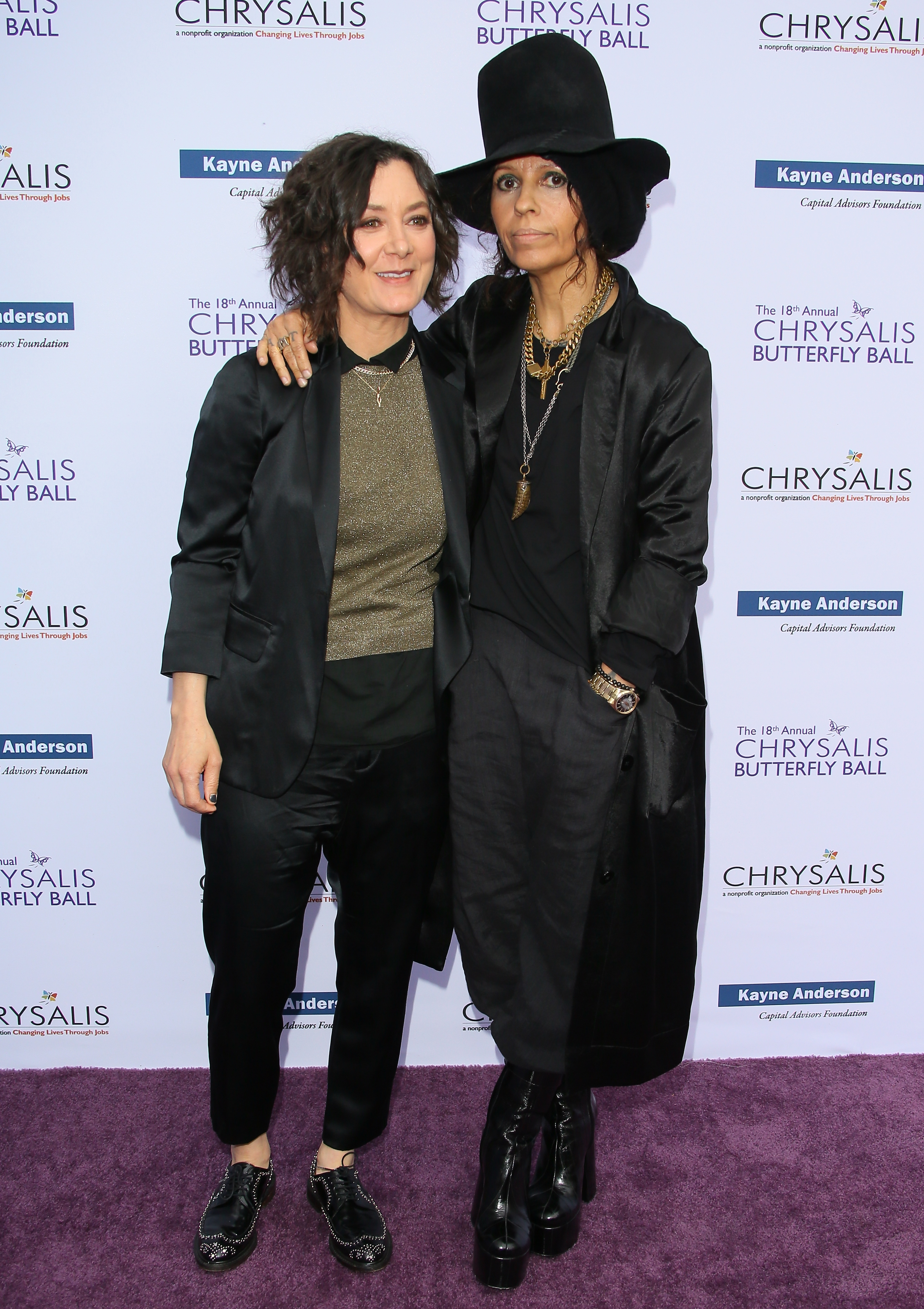 Sara Gilbert and Linda Perry at the 18th Annual Chrysalis Butterfly Ball in Brentwood, California on June 1, 2019 | Source: Getty Images