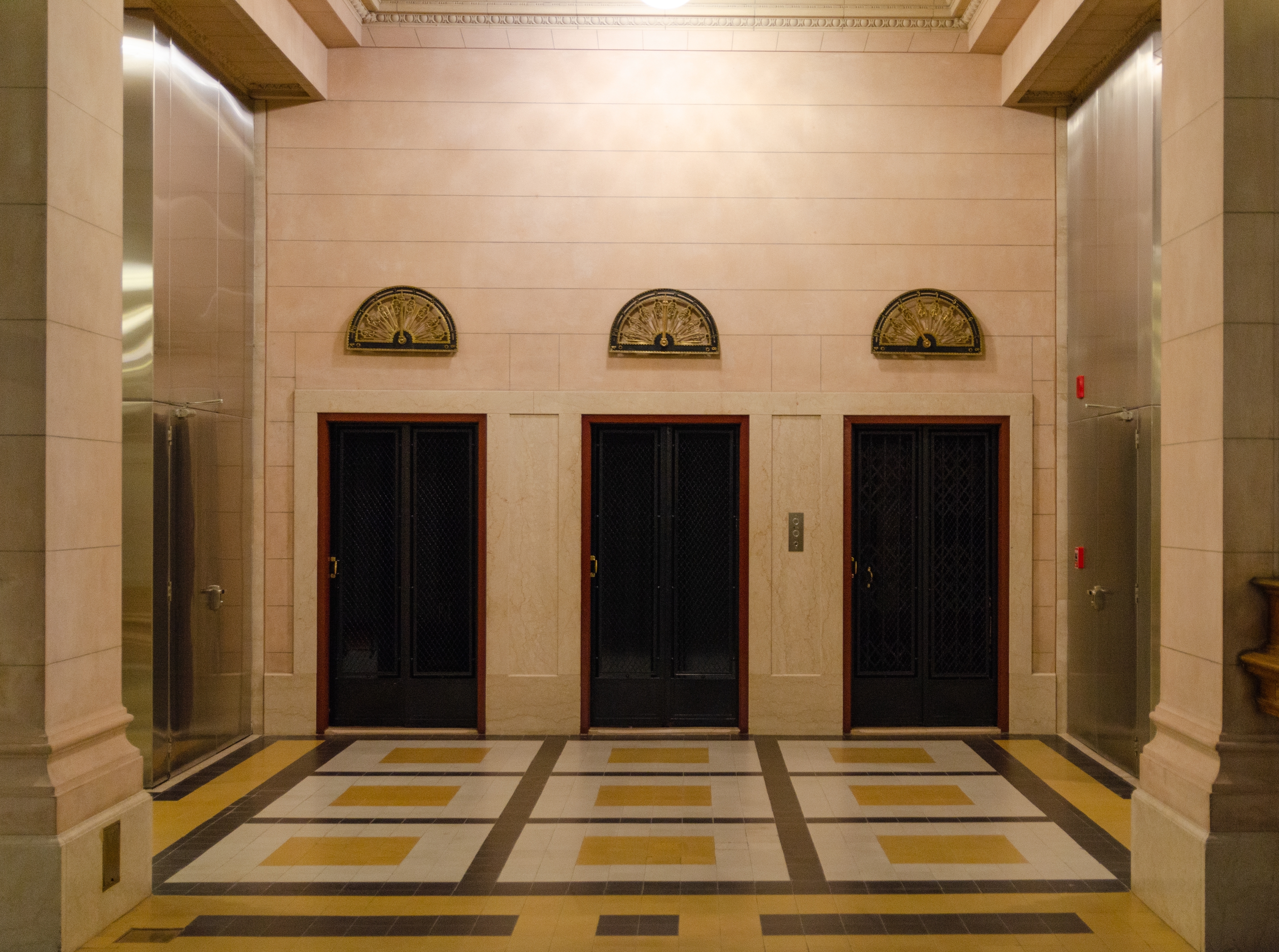 Old luxury hotel elevator hall | Source: Shutterstock