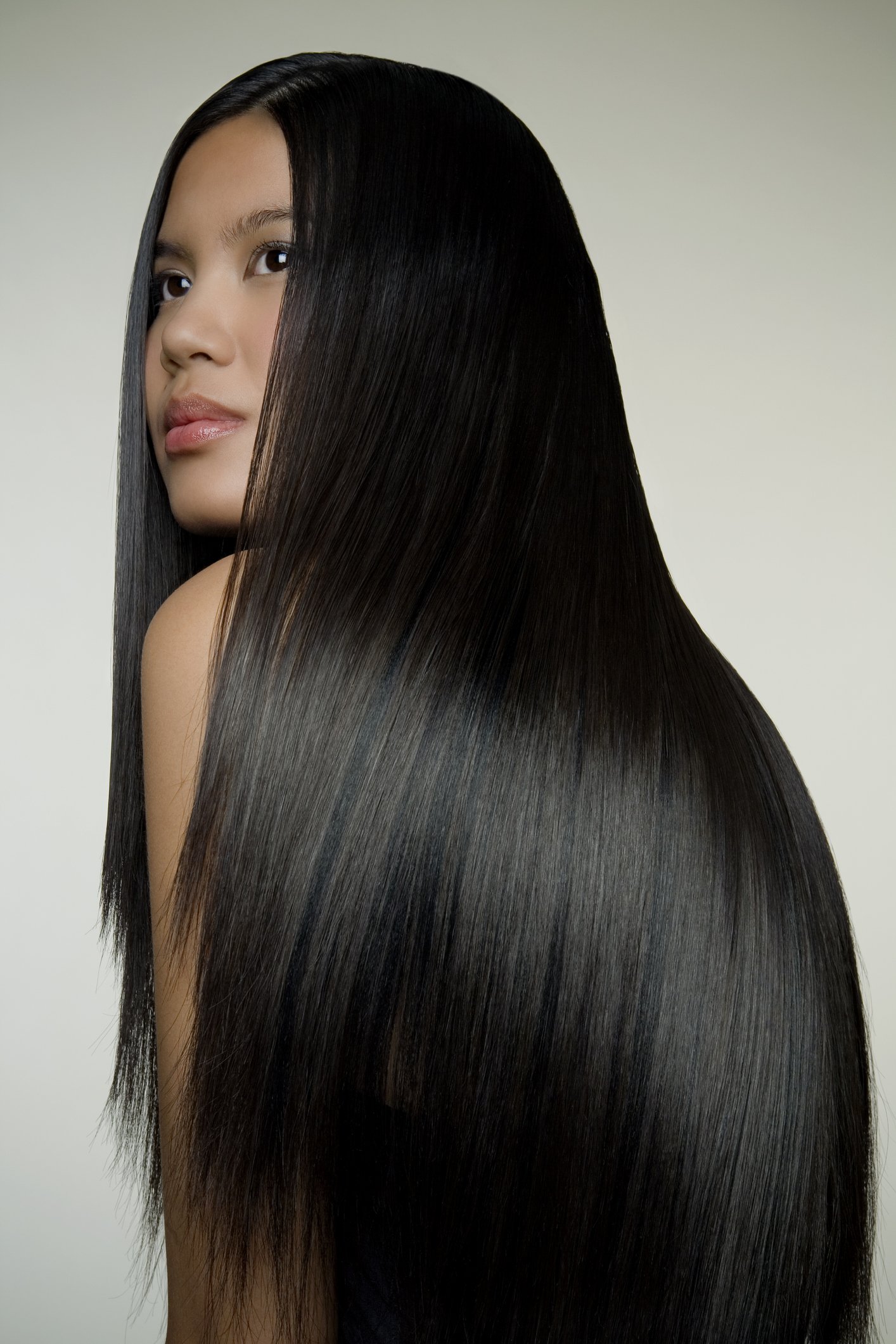 Une femme aux cheveux lisse. | Photo : Getty Images