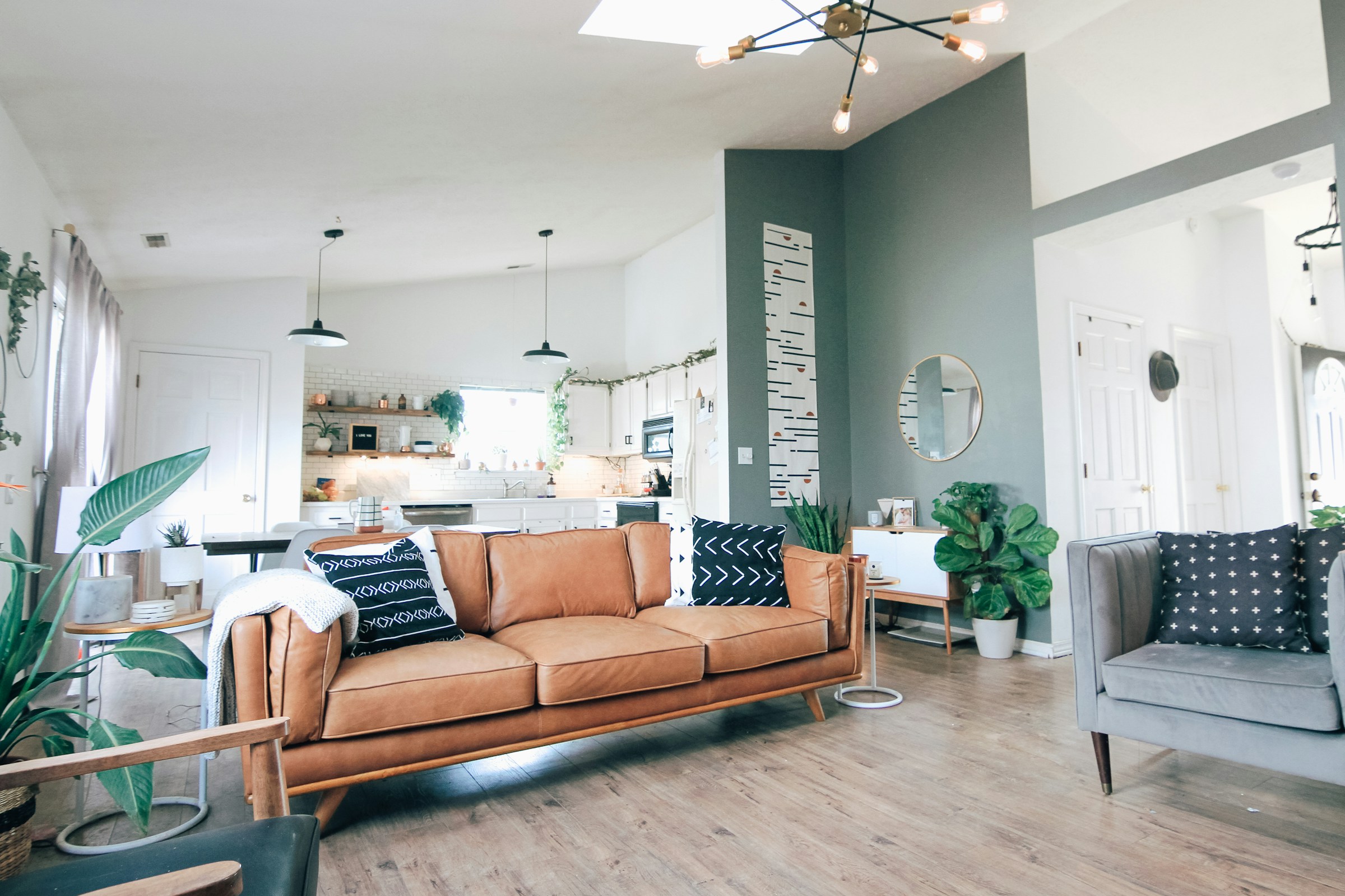A clean living room | Source: Unsplash