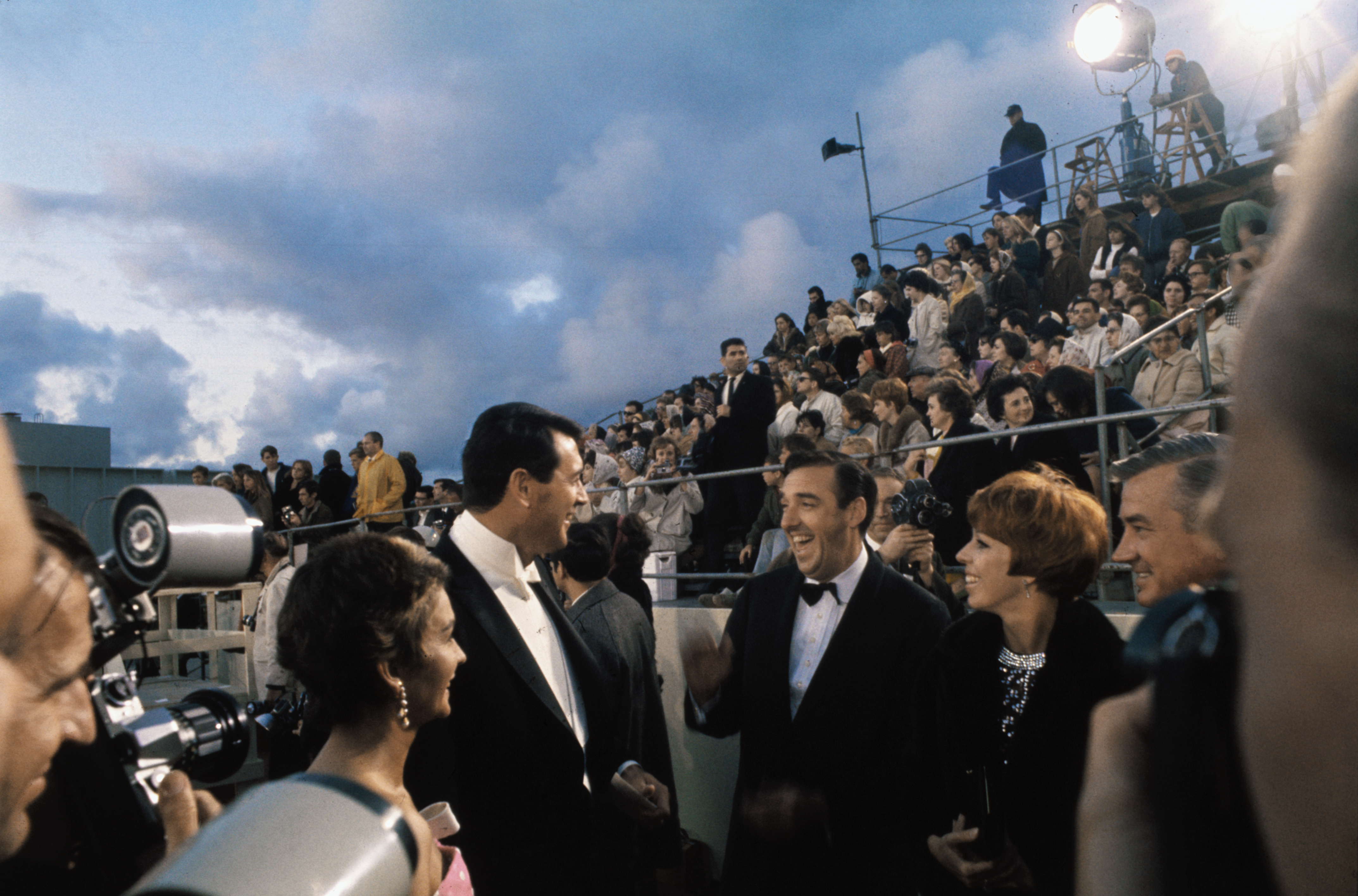 Carol Burnett with Jim Nabors and Rock Hudson at the Oscars in 1967 | Source: Getty Images