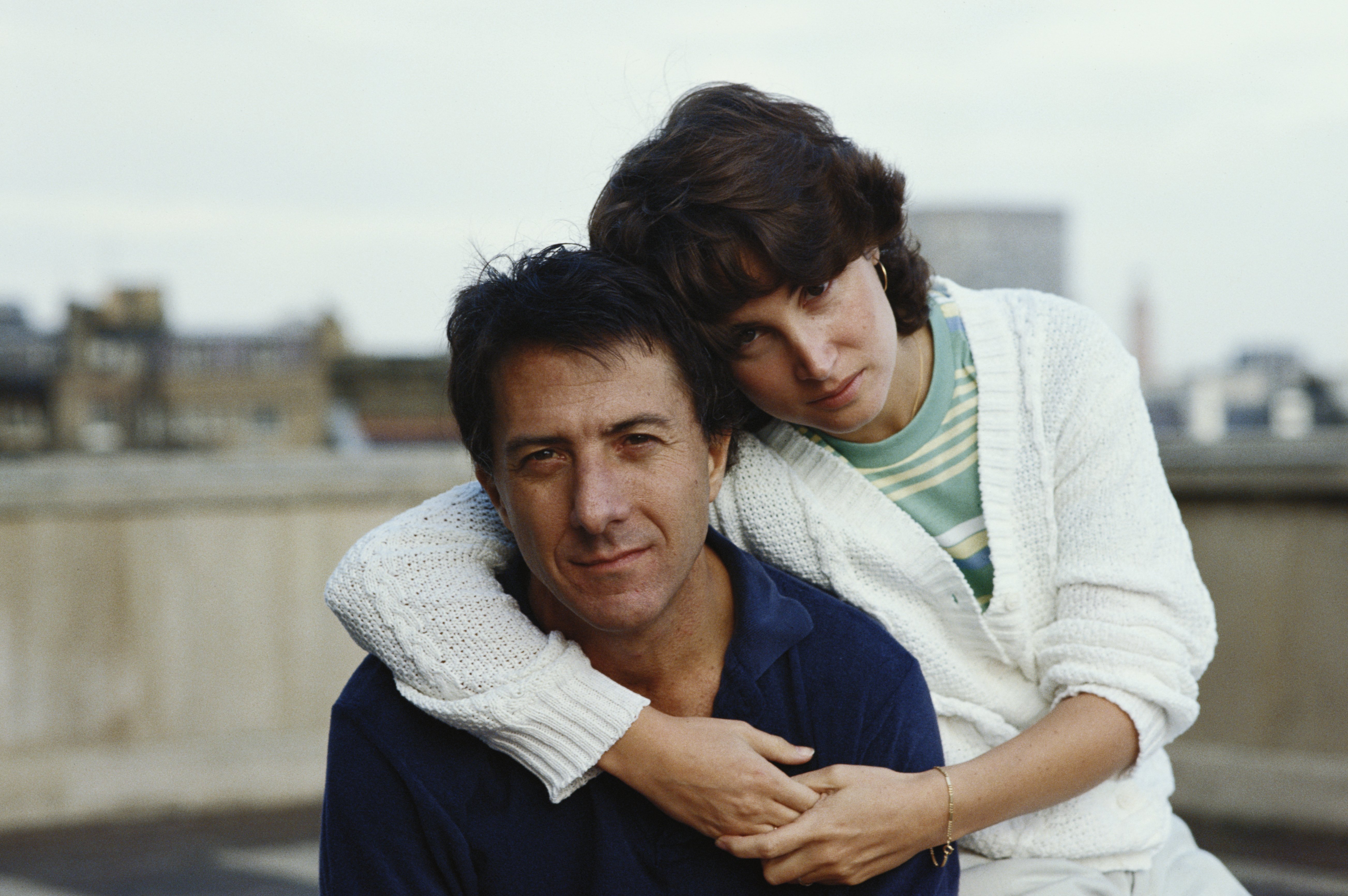 Dustin Hoffman con su esposa Lisa, alrededor de 1983. | Foto: Getty Images