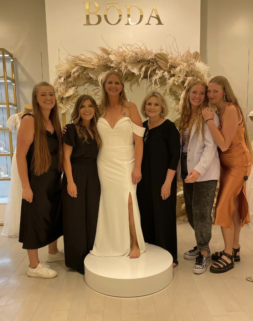 Christine Brown with her daughters and the owners of Bōda Bridal as seen in an Instagram carousel dated January 31, 2024 | Source: Instagram.com/christine_brownsw/