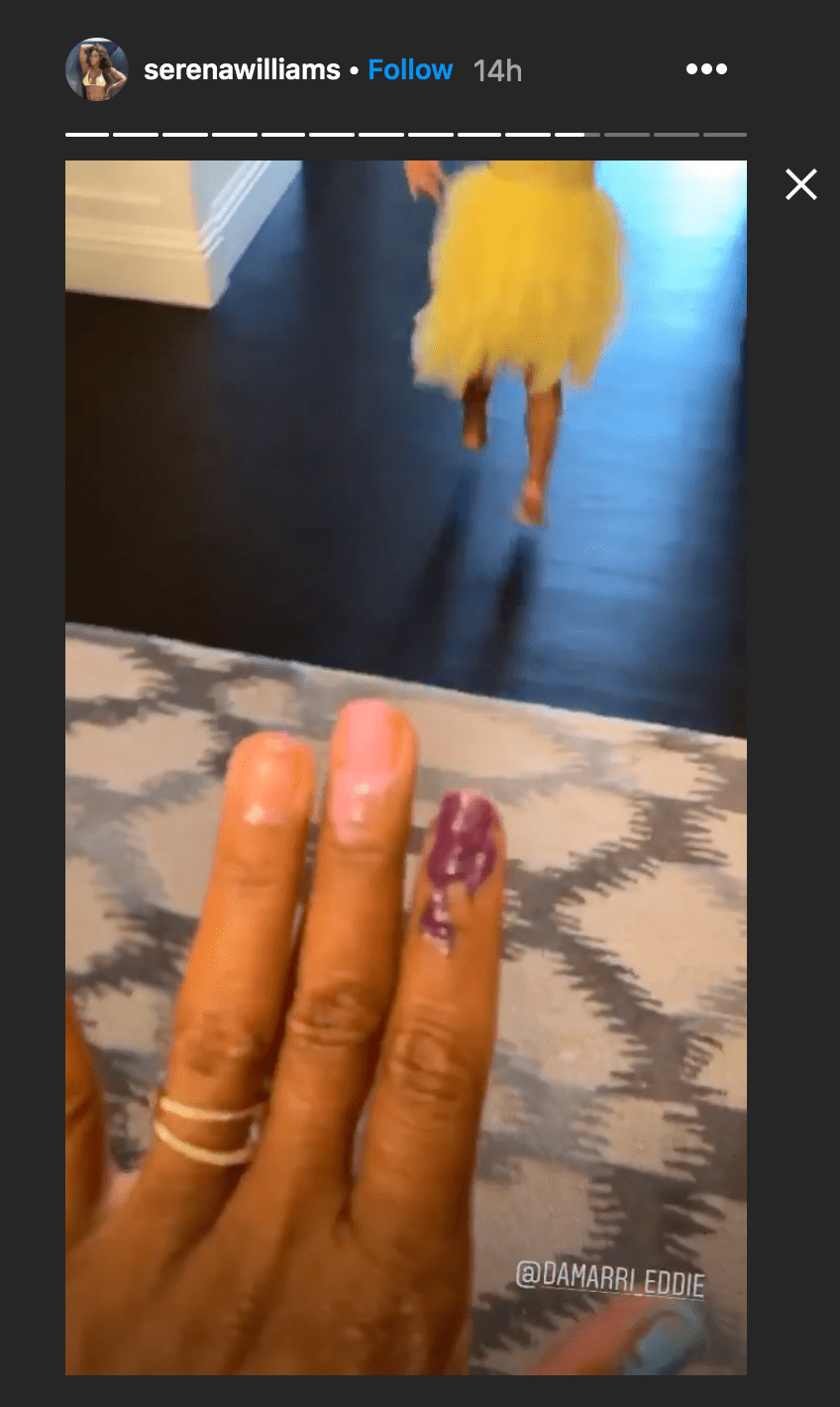 Serena Williams displayed her nails after they were painted by her daughter Olympia Ohanian | Source: Instagram.com/serenawilliams