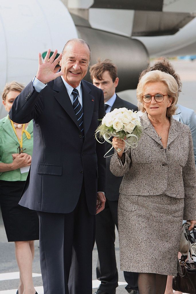 Jacques et Bernadette Chirac le 15 juillet 2006 en Russie. l Source : Getty Images
