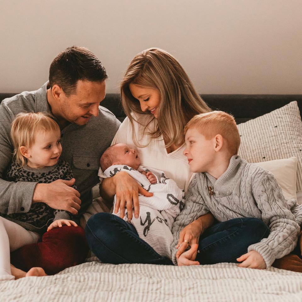 Ryan and Emily Jennings with their kids, posted on March 4, 2020. | Source: Facebook/Ryan Jennings