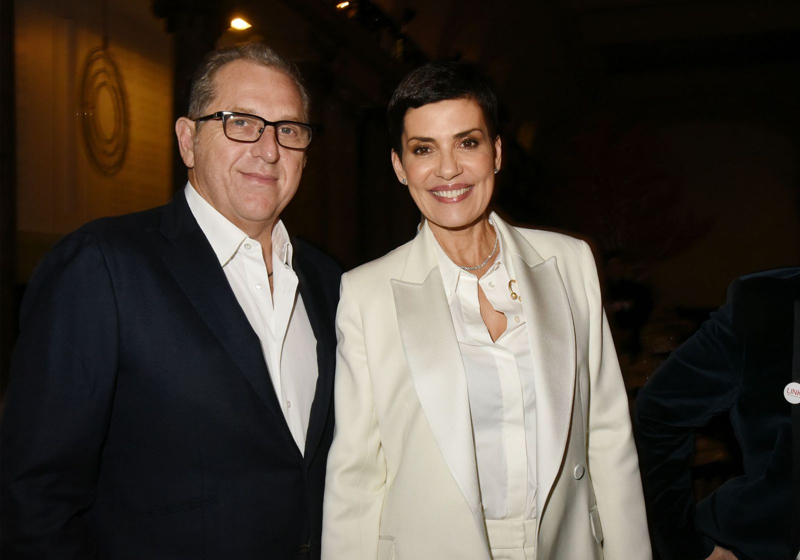 La présentatrice de télévision Cristina Cordula et son compagnon Frédéric Cassin | Photo : Getty Images