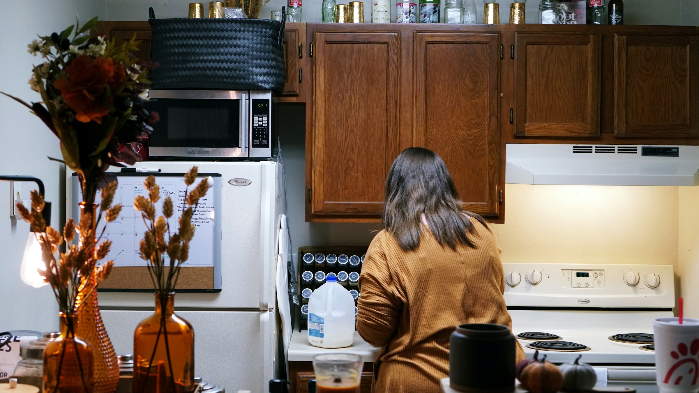 A woman in her kitchen | Source: Unsplash