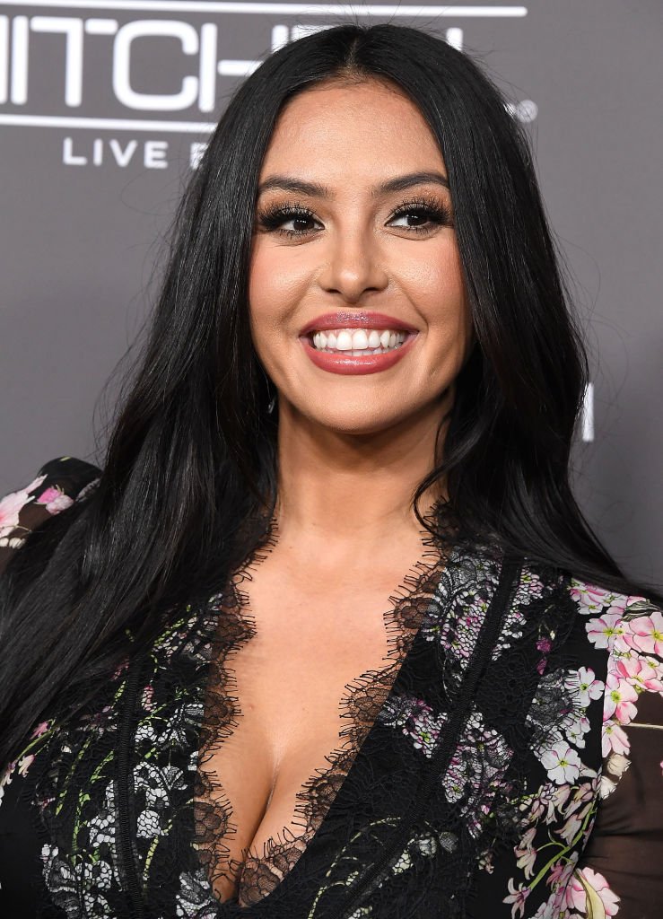 Vanessa Laine Bryant arrives at the The 2018 Baby2Baby Gala Presented By Paul Mitchell Event at 3LABS on November 10, 2018 in Culver City, California. | Photo: Getty Images