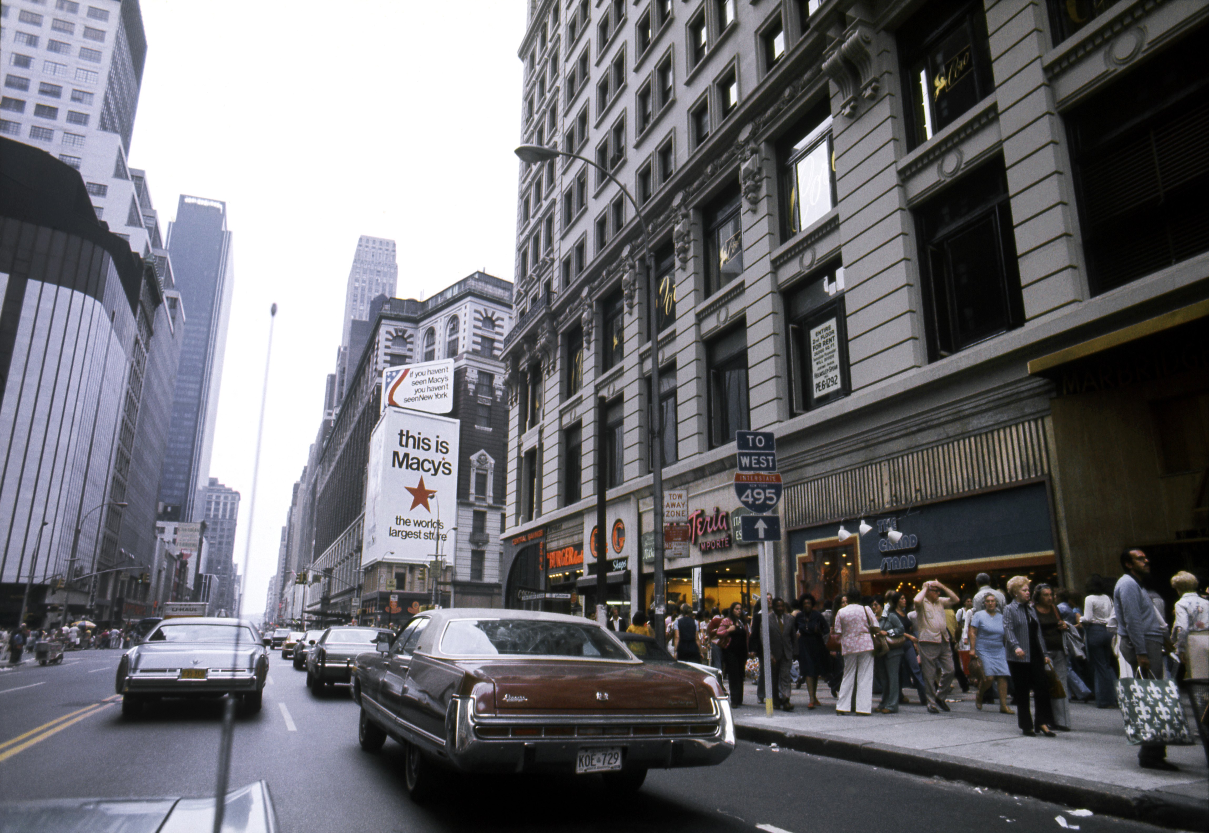 A view of Macy's department store at 34th Street and Broadway in the Herald Square area in 1976. | Source: Getty Images
