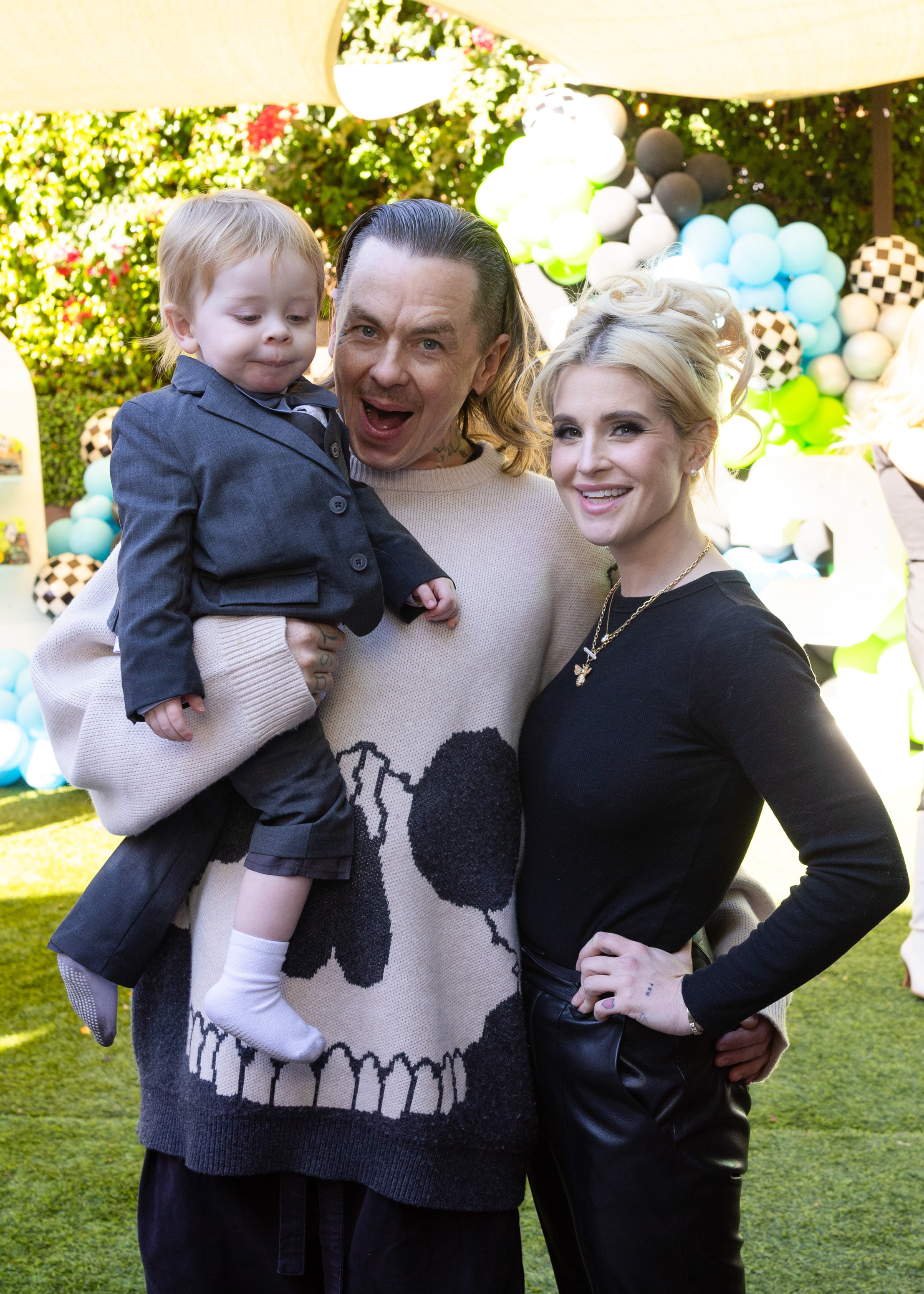Kelly Osbourne, Sidney Wilson and Sid Wilson attend Sidney Wilson's Birthday Jam Lunch at L'antica Pizzeria da Michele on 16 November 2024 in Los Angeles, California. | Source: Getty Images