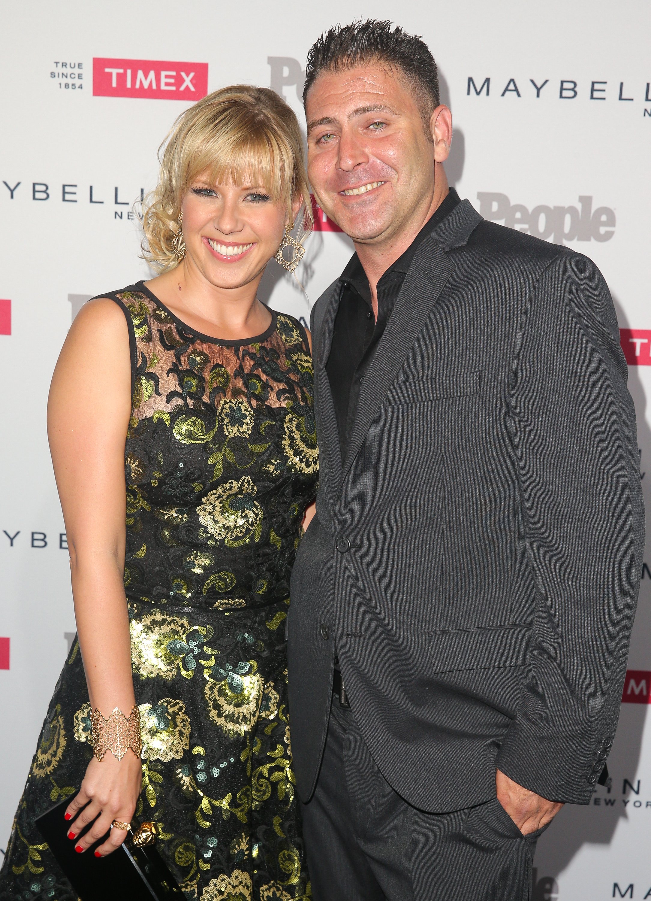 Jodie Sweetin and Justin Hodak attend People's 'One To Watch' Event at Ysabel on September 16, 2015 in West Hollywood, California.┃Source: Getty Images