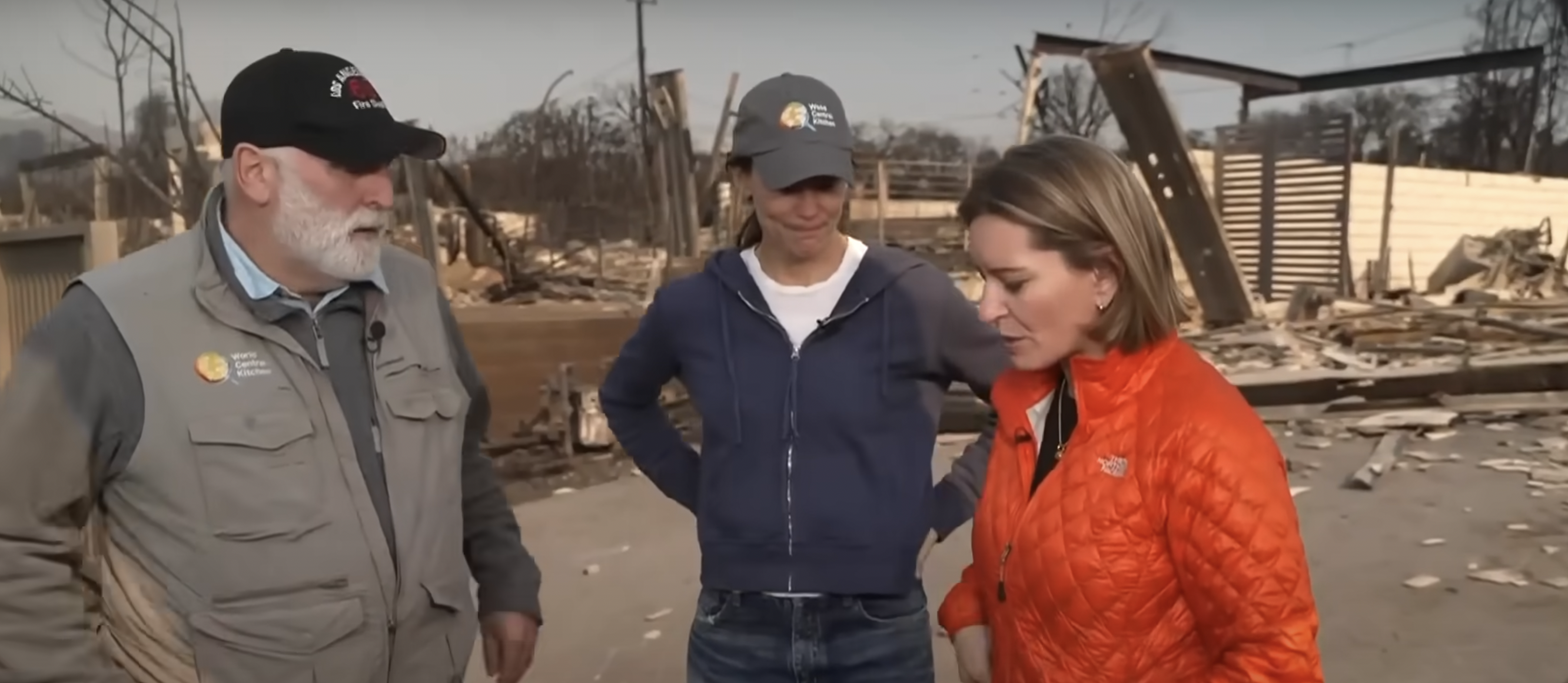 José Andrés and Jennifer Garner during an interview | Source: YouTube/MSNBC