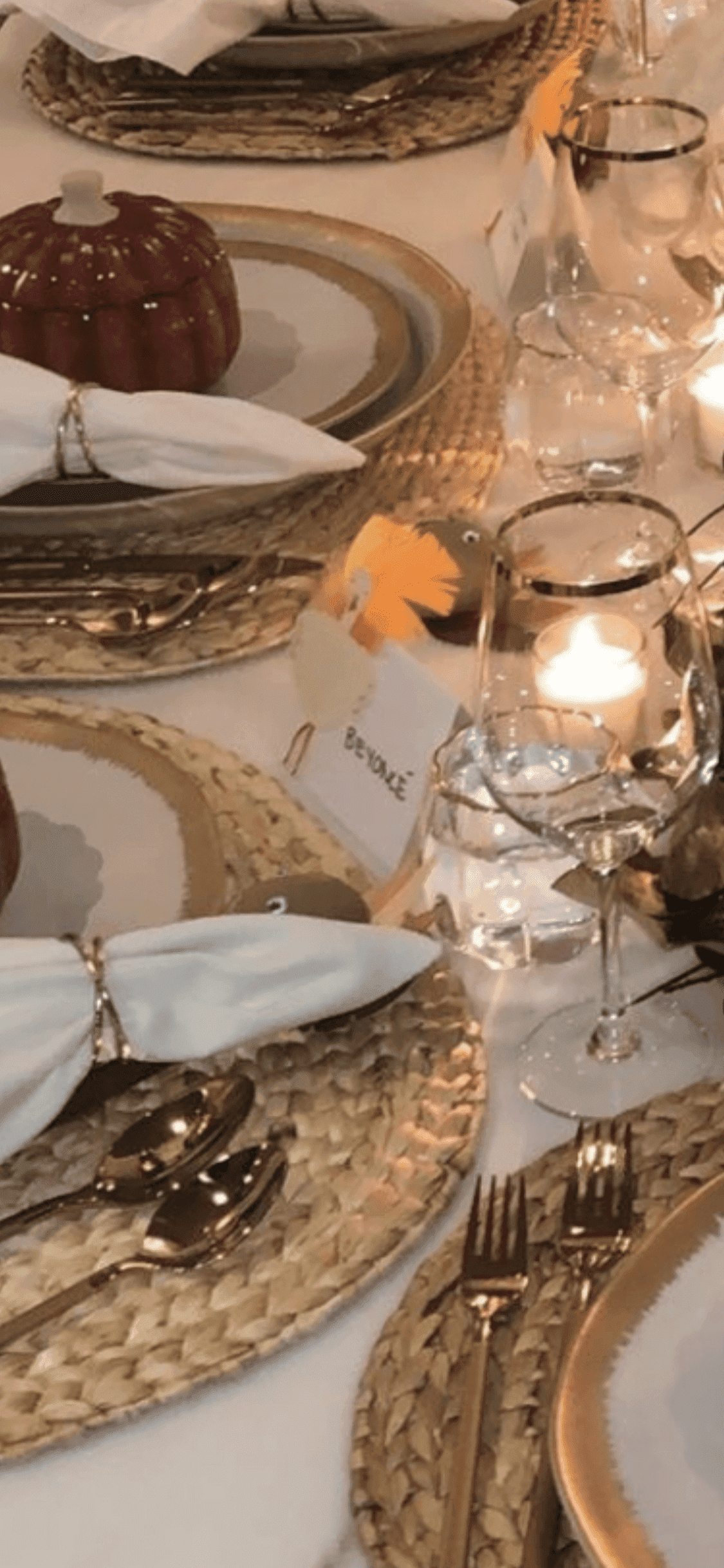 Kylie Jenner's incredible table setting complete with the "Beyonce" place card/ Source: Instagram/ KylieJenner