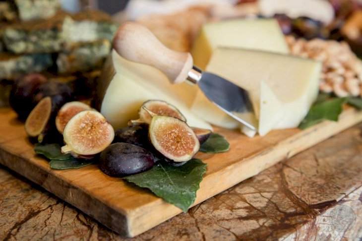 Photo by Lasseter Winery on Unsplash