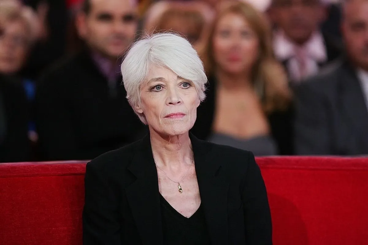 La chanteuse Françoise Hardy assiste à l'émission "Vivement Dimanche" le 30 octobre 2012 à Paris, France. | Photo : Getty Images