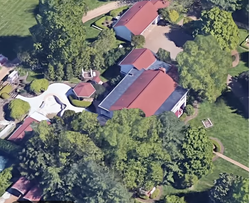 Aerial view of Dolly Patron and Carl Dean's home | Source: YouTube/@Global_Real_Estates