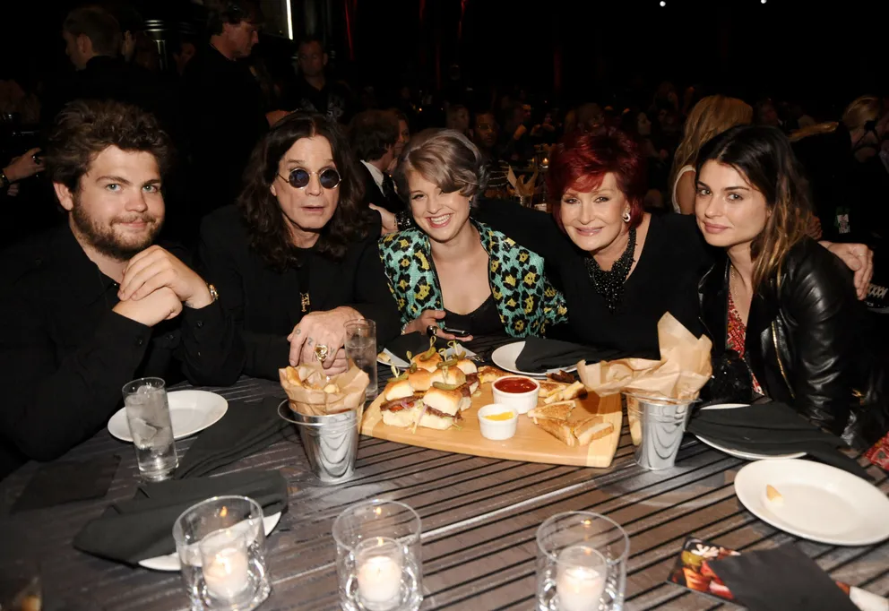 The Osbournes during a 2010 awarding event in Los Angeles. | Source: Getty Images