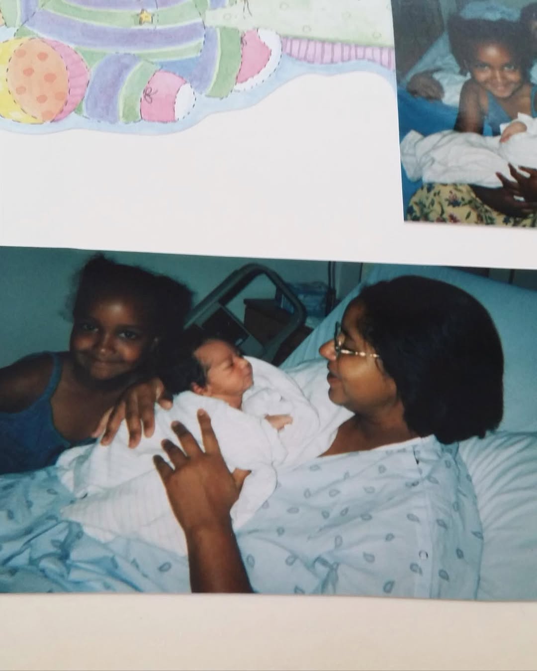 A newborn Julian Broadus with his mother and sister, dated May 8, 2022 | Source: Instagram/ julianbroadus