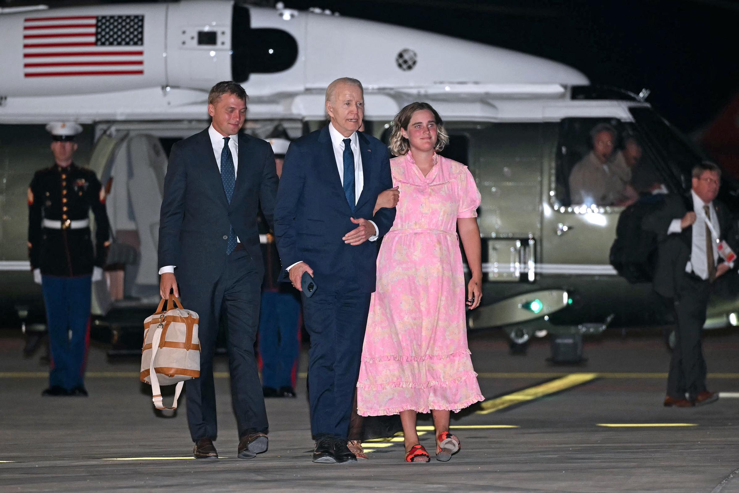 President Joe Biden makes his way to board Air Force One with family | Source: Getty Images