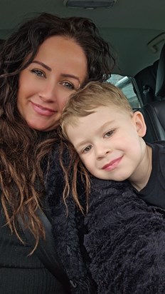 Sammy and Jaxon Knowles | Source: jaxonknowles.muchloved