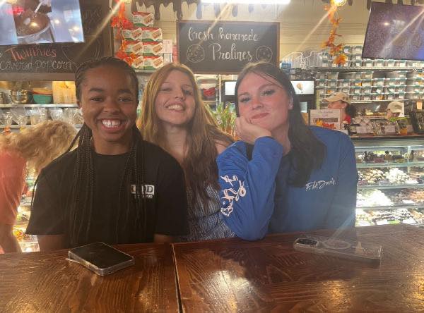 Anna Kepner enjoying an outing with fellow students. | Source: Facebook/Temple Christian School