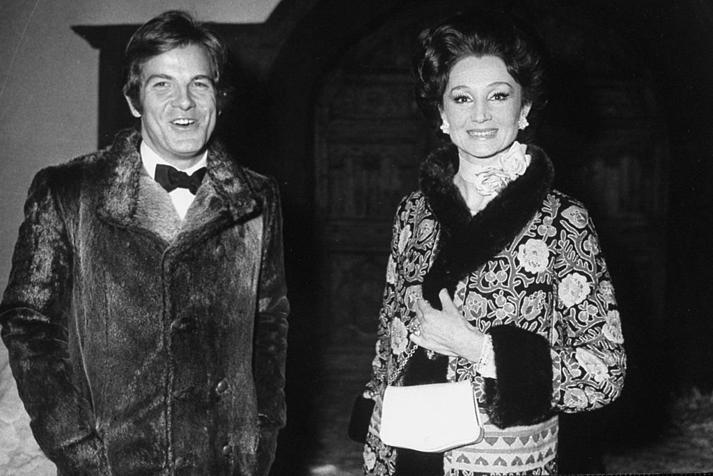 Massimo Gargia et la vicomtesse Jacqueline De Ribes le 1er janvier 1970. | Photo : Getty Images Massimo Gargia et la vicomtesse Jacqueline De Ribes le 1er janvier 1970. | Photo : Getty Images