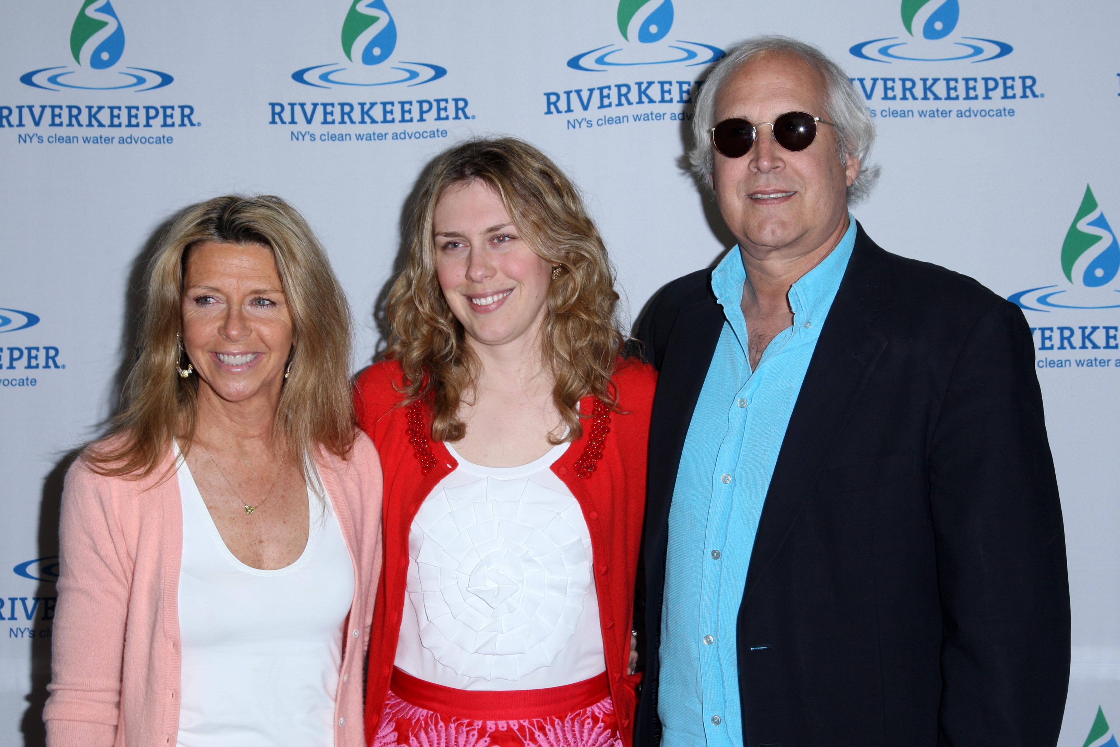 Jayni Chase, Cydney Chase, and Chevy Chase at the annual Fisherman's Ball on April 14, 2010, in New York | Source: Getty Images