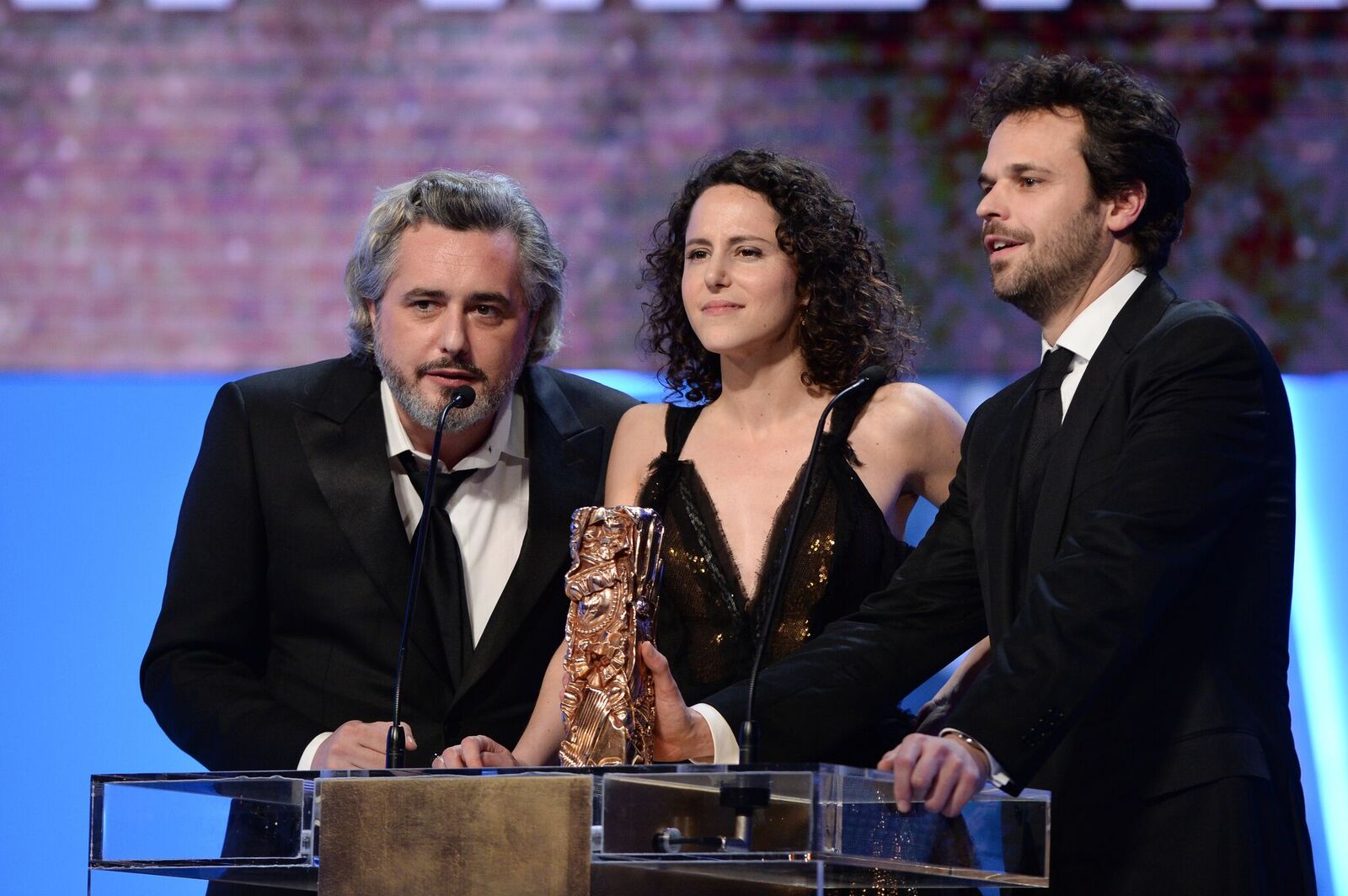 Nicolas Rey, Emma Luchini et Romain Rousseau au Théâtre du Chatelet le 20 février 2015 à Paris, France. | Photo : Getty Images