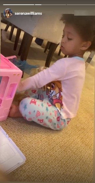 A picture of Olympia Ohanian Jr. playing with her toys on Instagram | Photo: Instagram/serenawilliams