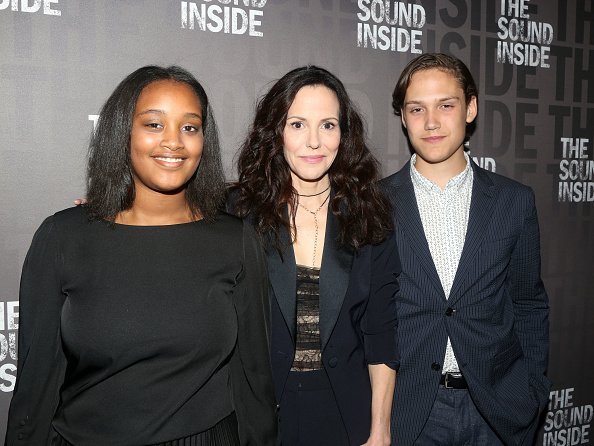 Caroline Aberash Parker, mother Mary-Louise Parker and William Atticus Parker at the opening night of "The Sound Inside" on October 17, 2019 | Photo: Getty Images