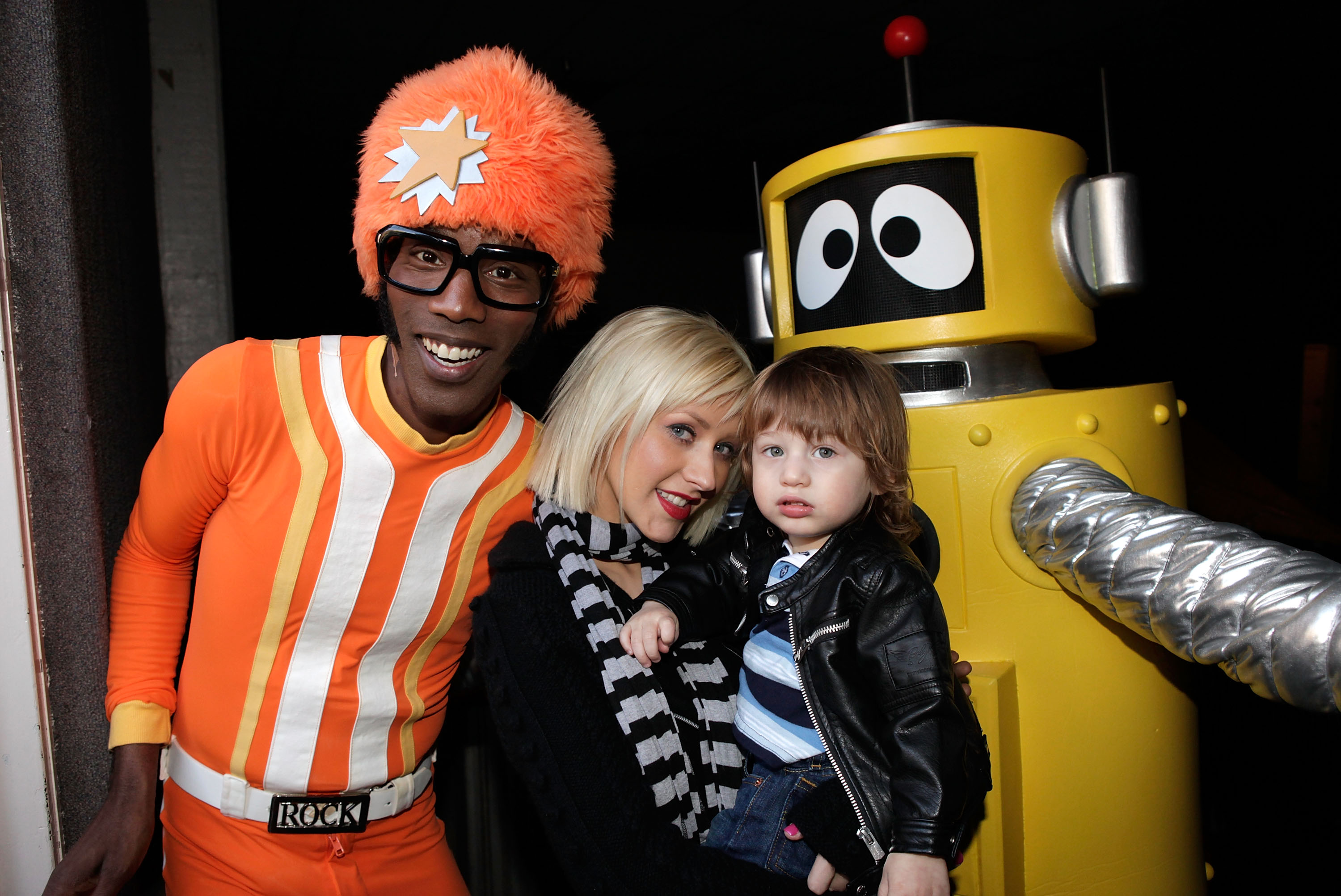 DJ Lance Rock"with Christina Aguilera and her son Max Bratman in California in 2009 | Source: Getty Images