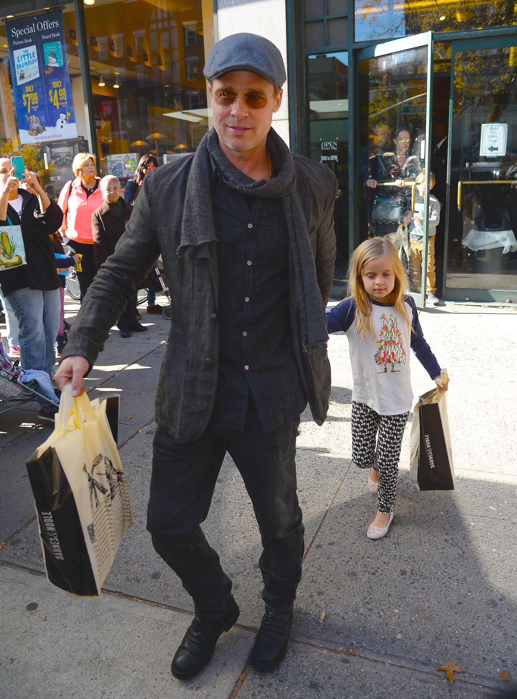 Brad Pitt and Vivienne Jolie-Pitt in New York in 2015 | Source: Getty Images