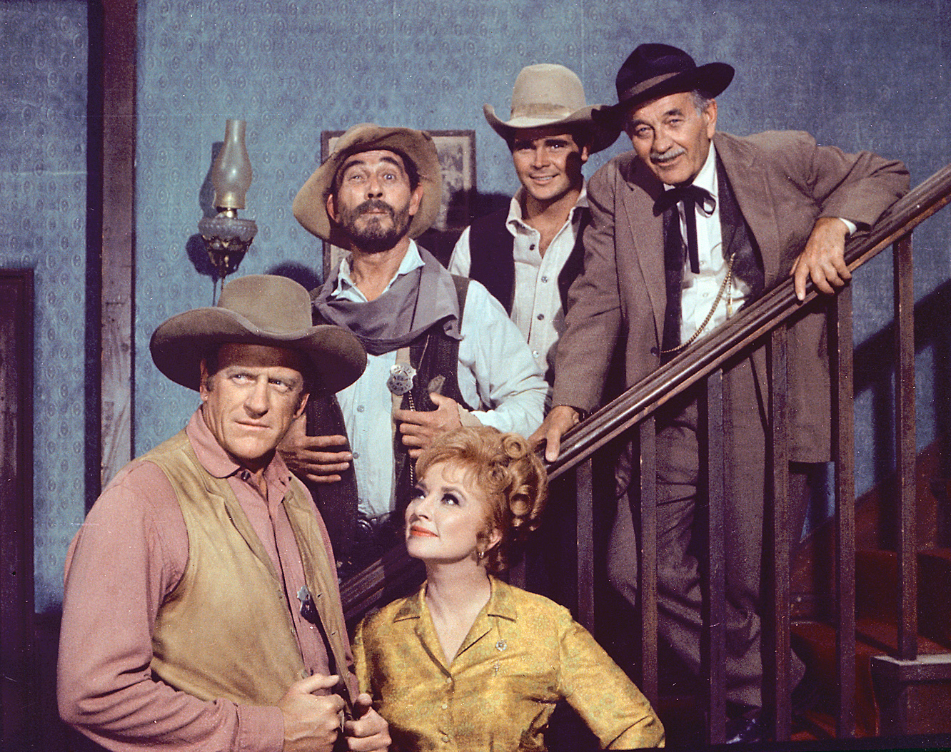 Buck Taylor and his co-stars in the TV series "Gunsmoke" on July 23, 1969 | Source: Getty Images